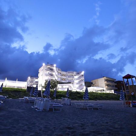 Hotel Melissa ตอร์เร เมลิสซา ภายนอก รูปภาพ