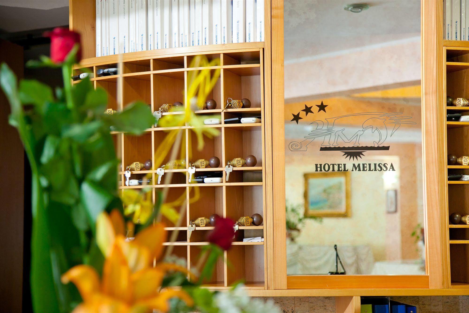 Hotel Melissa ตอร์เร เมลิสซา ภายนอก รูปภาพ